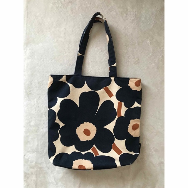 マリメッコ　marimekko バッグ