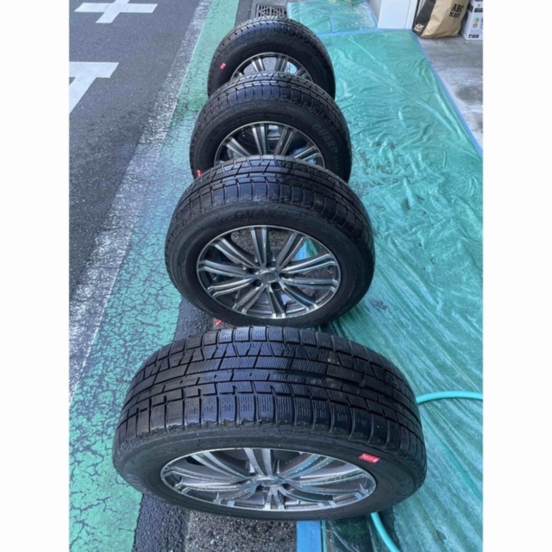 アルファード30系スタッドレスホイールセット17インチ225/60R17 自動車/バイクの自動車(タイヤ・ホイールセット)の商品写真