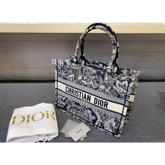 【30％OFF】 Dior Christian - スモールバッグ TOTE BOOK 可愛い☆DIOR ☆大人気 ハンドバッグ