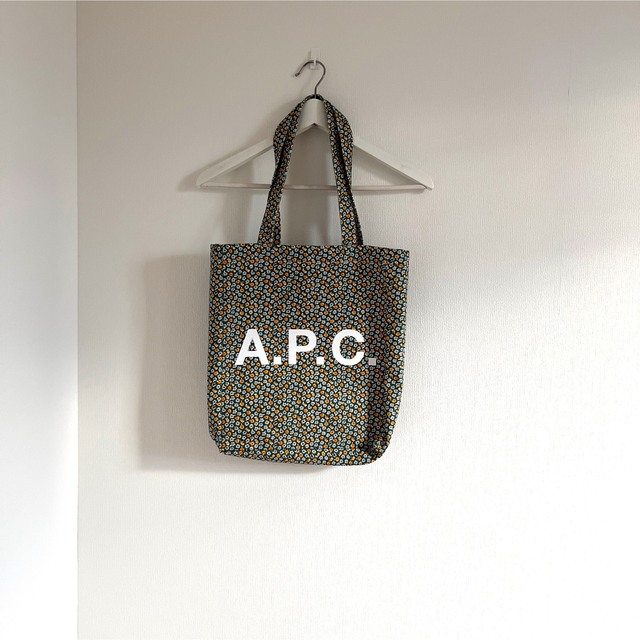 A.P.C(アーペーセー)の popo 様専用　　美品A.P.C.トートバッグ レディースのバッグ(トートバッグ)の商品写真