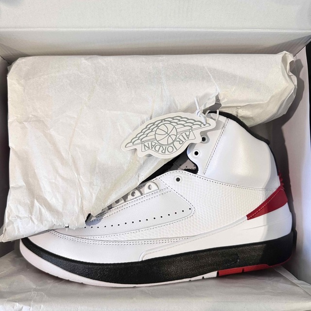 Jordan Brand（NIKE）(ジョーダン)の【新品未使用】AIR JORDAN 2 RETRO CHICAGO 28.5cm メンズの靴/シューズ(スニーカー)の商品写真