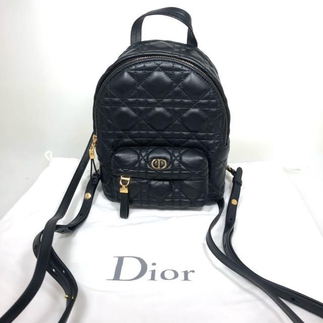 大人気新作  Dior Christian - 箱 M9222UNGF バッグパック 【Dior】クリスチャンディオール リュック+バックパック