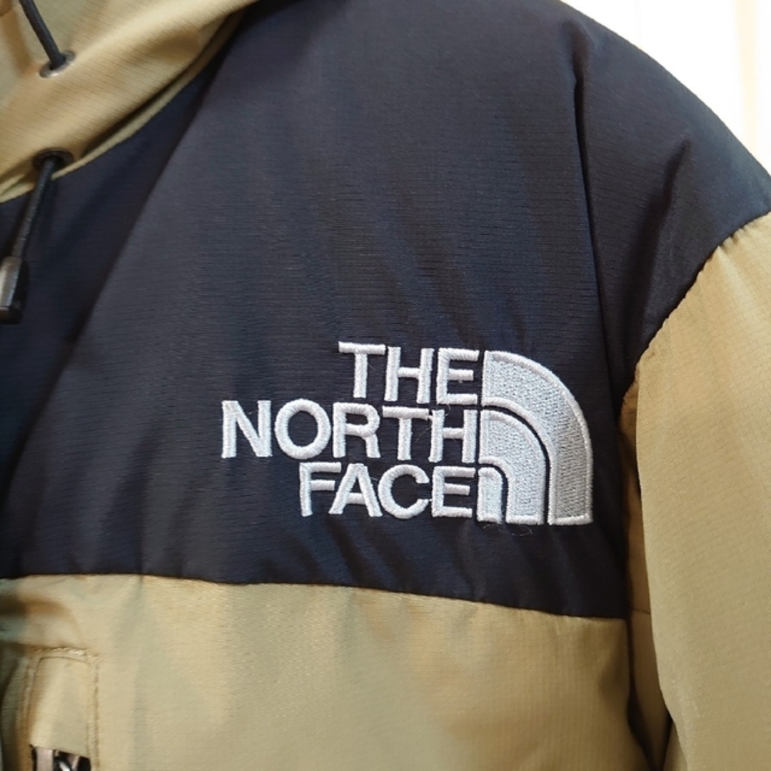 THE NORTH FACE(ザノースフェイス)のSサイズ ニューカーキ バルトロライトジャケット 中古品 メンズのジャケット/アウター(ダウンジャケット)の商品写真