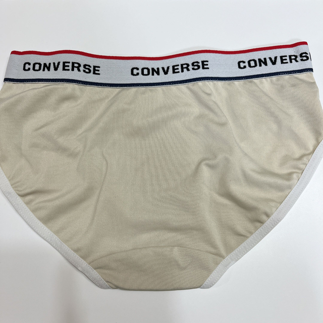 CONVERSE(コンバース)のCONVERSE 新品未使用  150 ショーツ　パンツ キッズ/ベビー/マタニティのキッズ服女の子用(90cm~)(下着)の商品写真