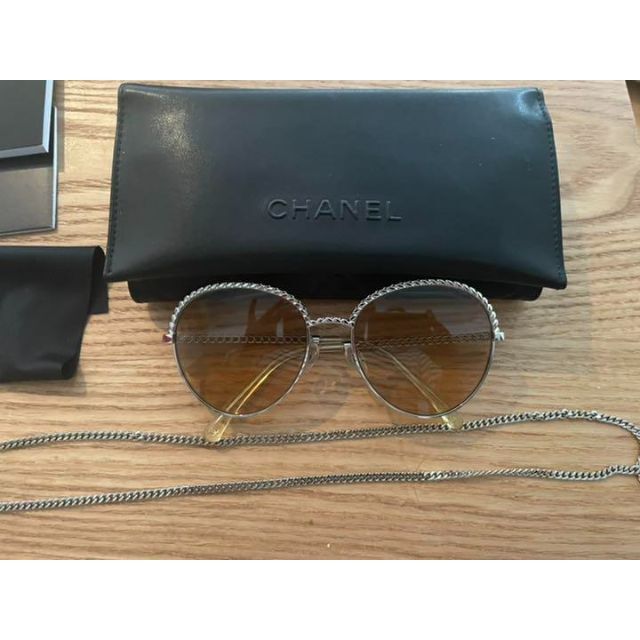 2022新発 新作♡CHANEL 4242グラスチェーンサングラス 3broadwaybistro.com
