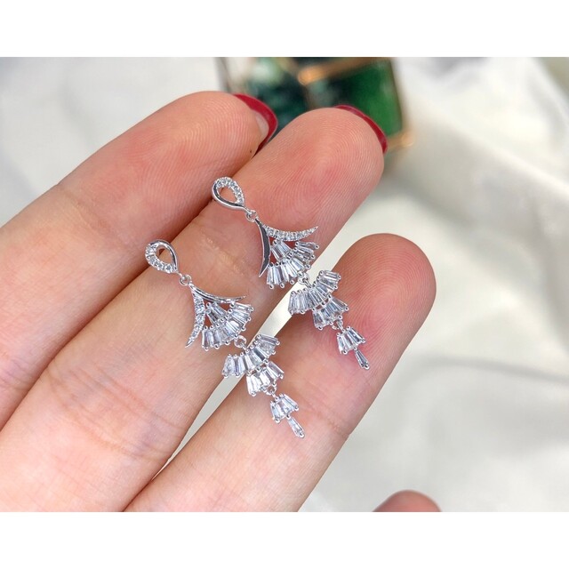 天然ダイヤモンドピアス0.5ct　k18