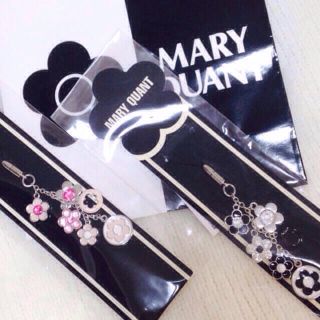 マリークヮント(MARY QUANT)の送料込み♡おまけ付き(キーホルダー)