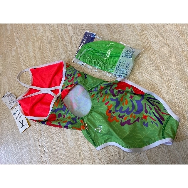 MIZUNO(ミズノ)のミズノ　スポーツ水着　キャップセット　レディースM レディースの水着/浴衣(水着)の商品写真