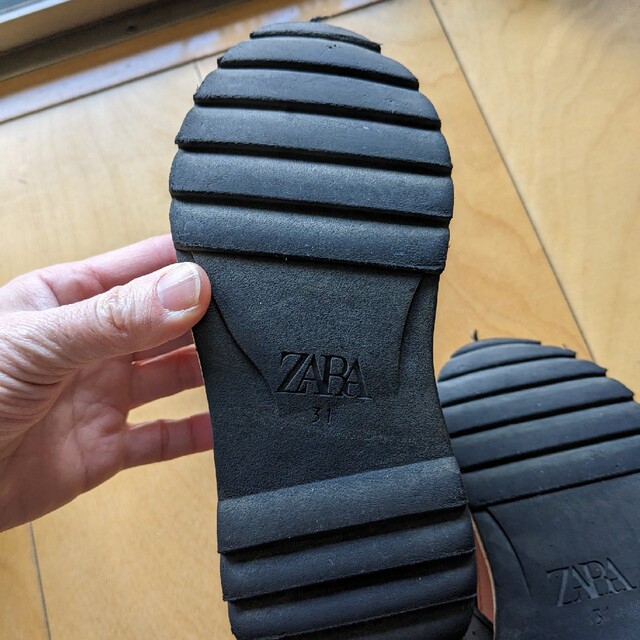 ZARA(ザラ)のZARAスニーカーセット キッズ/ベビー/マタニティのキッズ靴/シューズ(15cm~)(スニーカー)の商品写真