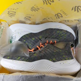UNDER ARMOUR - カリー10 27.5センチの通販 by ラクマ's shop