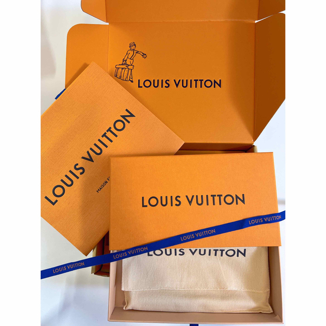 LOUIS VUITTON ショッパー リボン 空箱 chateauduroi.co