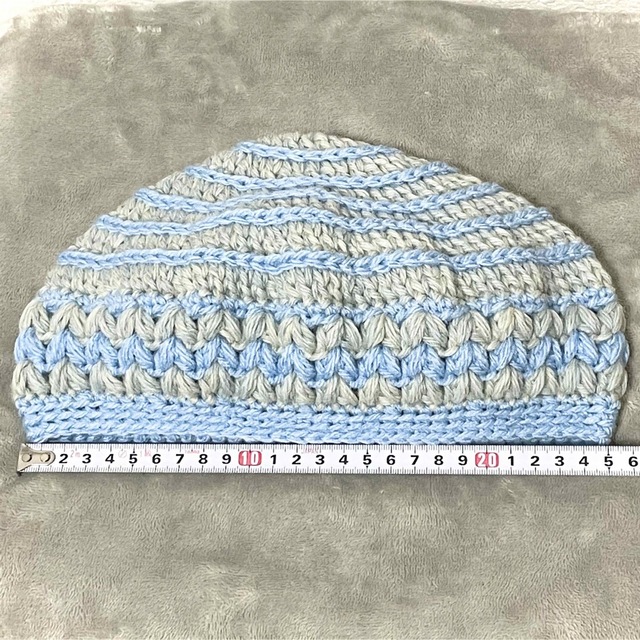 ベレー帽　グレーブルー×ライトブルー　ゆるニット帽　手編み帽子　ハンドメイド レディースの帽子(ニット帽/ビーニー)の商品写真