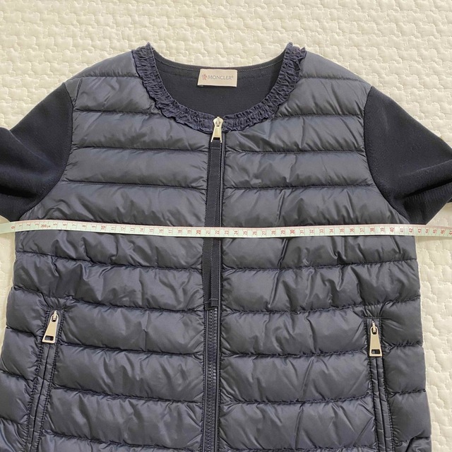 MONCLER(モンクレール)の着丈確認用 レディースのジャケット/アウター(ダウンジャケット)の商品写真