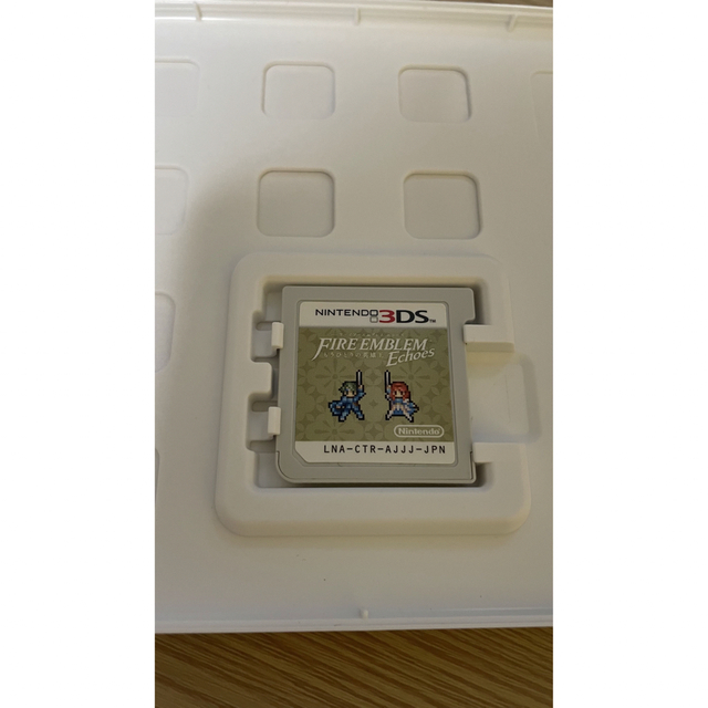 ニンテンドー3DS(ニンテンドー3DS)のファイアーエムブレム エコーズ  エンタメ/ホビーのゲームソフト/ゲーム機本体(携帯用ゲームソフト)の商品写真