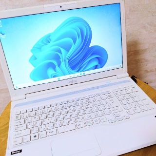 【綺麗めPC】美品 富士通 ノートパソコン メモリ\u0026HDD大容量