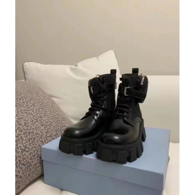 10%OFF】 PRADA - プラダ モノリス ブラッシュドレザー ナイロン