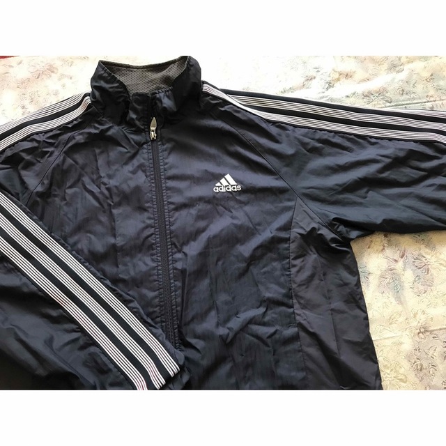 adidas(アディダス)のアディダス　adidas  シャカシャカ上下セット　防寒着　Lサイズ スポーツ/アウトドアのサッカー/フットサル(ウェア)の商品写真