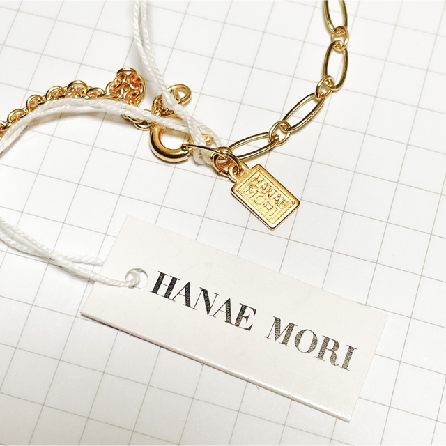 HANAE MORI(ハナエモリ)のハナエモリ HANAE MORI 花形ネックレス ゴールド 綺麗め クローバー レディースのアクセサリー(ネックレス)の商品写真