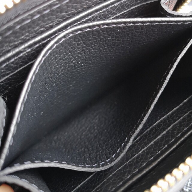 LOUIS VUITTON(ルイヴィトン)の新品未使用・ルイヴィトン 長財布 コインケース ユニクロ ドルガバ アルマーニ レディースのファッション小物(財布)の商品写真