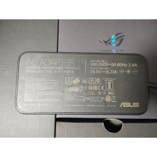 ASUS(エイスース)のASUS ROG STRIX GL504GM SCARⅡ　ゲーミングノートPC スマホ/家電/カメラのPC/タブレット(ノートPC)の商品写真