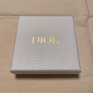 ディオール(Dior)の2023 DIOR ディオール アクセサリー　箱　リボン付き(ショップ袋)