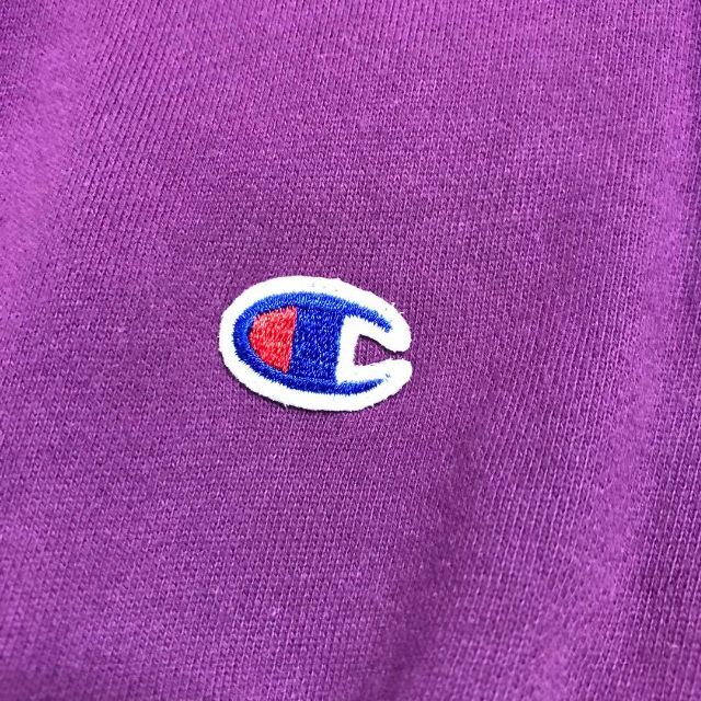 Champion(チャンピオン)の【美品】チャンピオン⭐︎袖ロゴ入りパーカー　パープル　ビッグサイズ　F19 レディースのトップス(パーカー)の商品写真