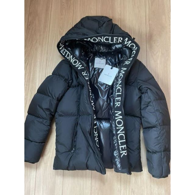 いラインアップ MONCLER モンクレール モンクラ ダウンジャケット ...