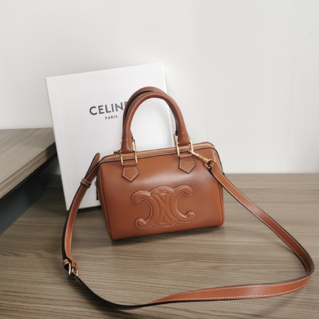 最初の celine - 【美品譲り】セリーヌ スモール ボストン キュイル