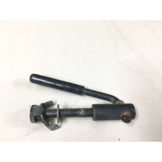 ママチャリ　自転車　サドル止め　金具　サドル固定(パーツ)