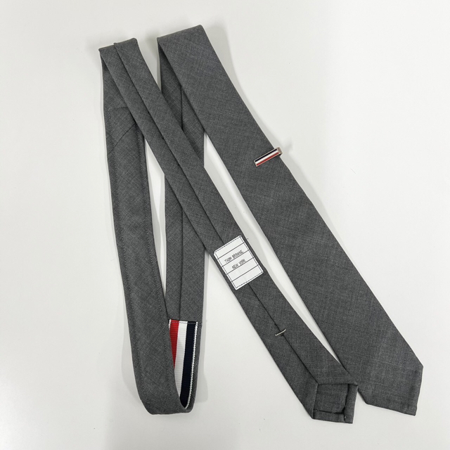 ◆【美品】THOM BROWNE シャンブレーネクタイ＋タイバー◆