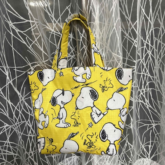 SNOOPY(スヌーピー)のスヌーピーハンドメイド レディースのバッグ(トートバッグ)の商品写真