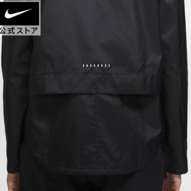 NIKE(ナイキ)の新品未使用タグ付き袋入NIKE WOMEN'S ESSENTIAL JACKET レディースのジャケット/アウター(ナイロンジャケット)の商品写真