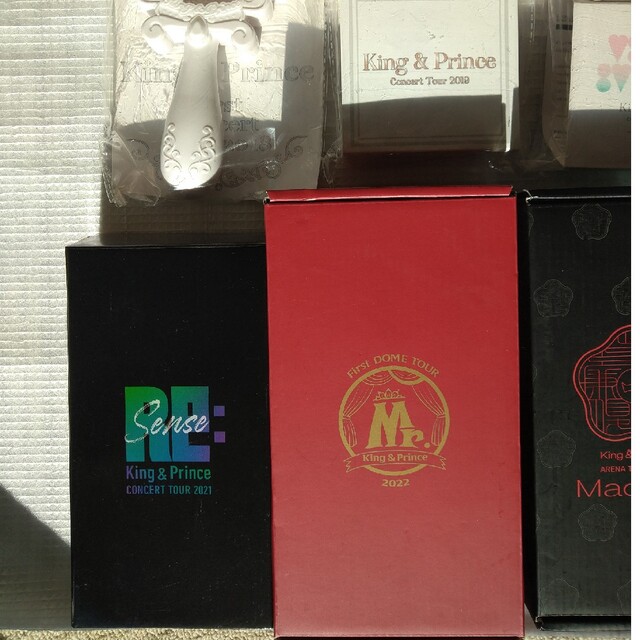 King & Prince(キングアンドプリンス)のKing&Prince ペンライト5種Mr.  Re:sense他 エンタメ/ホビーのタレントグッズ(アイドルグッズ)の商品写真