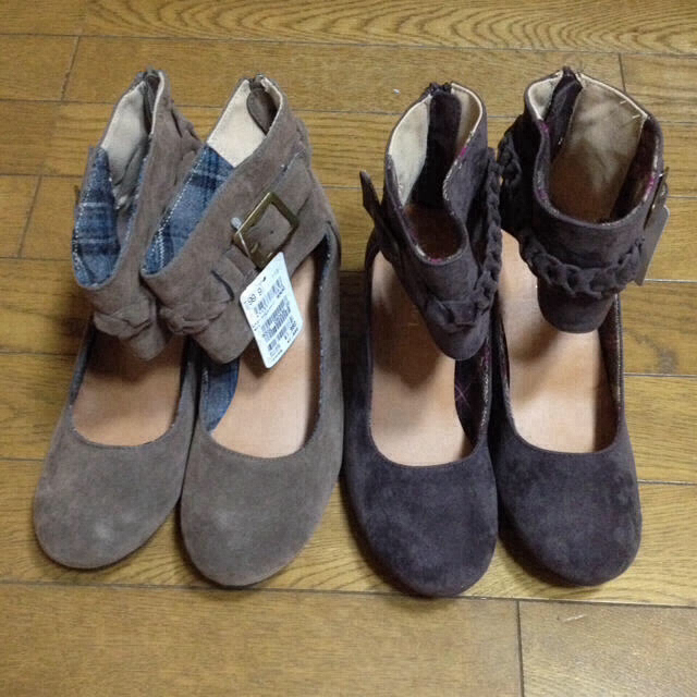 ブラウン スエード調 パンプス レディースの靴/シューズ(ハイヒール/パンプス)の商品写真