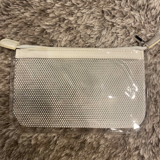 LOUIS VUITTON - ルイヴィトン美術館オリジナルビニールポーチの通販