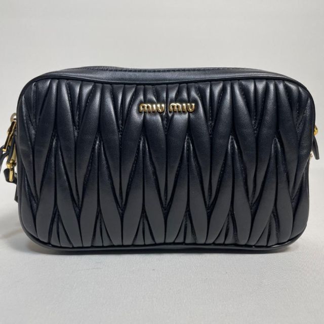 新発売】 miumiu - 極美品｜ミュウミュウ マテラッセ ショルダーバッグ