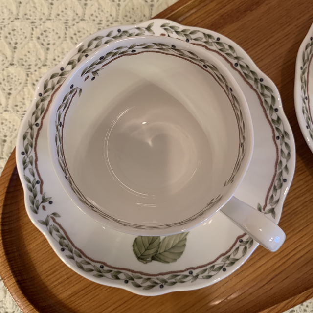 Noritake(ノリタケ)のノリタケ  オチャード　カップ＆ソーサー　2セット　 インテリア/住まい/日用品のキッチン/食器(食器)の商品写真