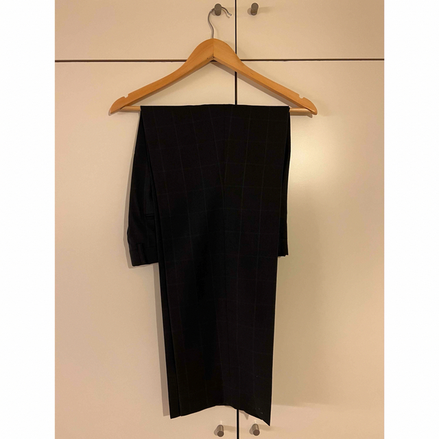 Ermenegildo Zegna(エルメネジルドゼニア)の【美品】ゼニア　スーツ セットアップ 黒　紺　チェック メンズのスーツ(セットアップ)の商品写真