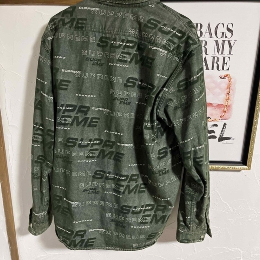 Supreme(シュプリーム)のsupreme 2019 Dimensions Logo Denim Shirt メンズのジャケット/アウター(Gジャン/デニムジャケット)の商品写真