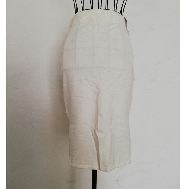 muse muse(ミューズミューズ)のニット　タイトスカート レディースのスカート(ひざ丈スカート)の商品写真