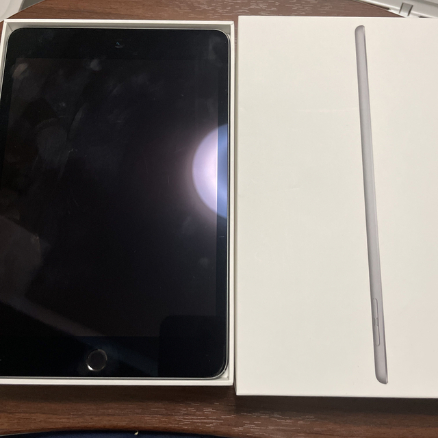 iPad mini 5 64GB スペースグレー