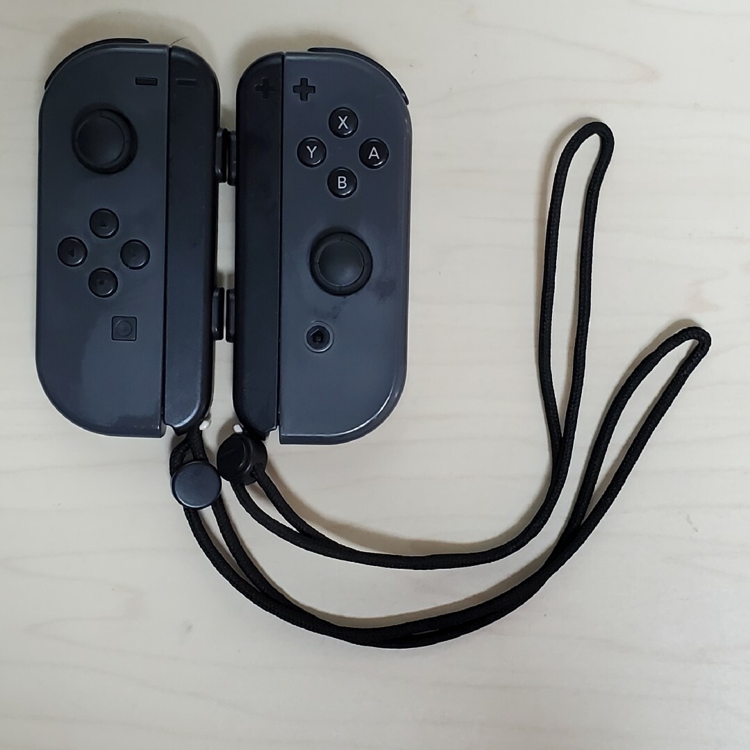 Nintendo Switch(ニンテンドースイッチ)のNintendo Switch Joy-Con (L) / (R) グレー エンタメ/ホビーのゲームソフト/ゲーム機本体(その他)の商品写真