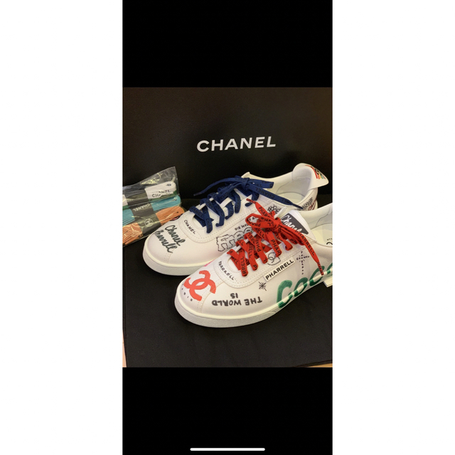 CHANEL(シャネル)のCHANEL ファレル メンズの靴/シューズ(スニーカー)の商品写真