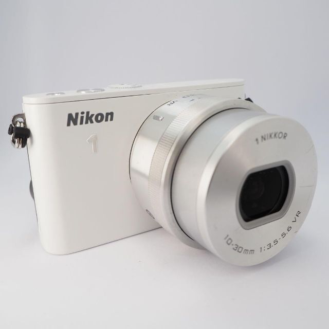 Nikon(ニコン)のNIKON 1 J3 White 本体のみ スマホ/家電/カメラのカメラ(コンパクトデジタルカメラ)の商品写真