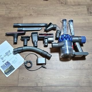 ダイソン(Dyson)のダイソン　ｖ6　ハンディクリーナー(掃除機)