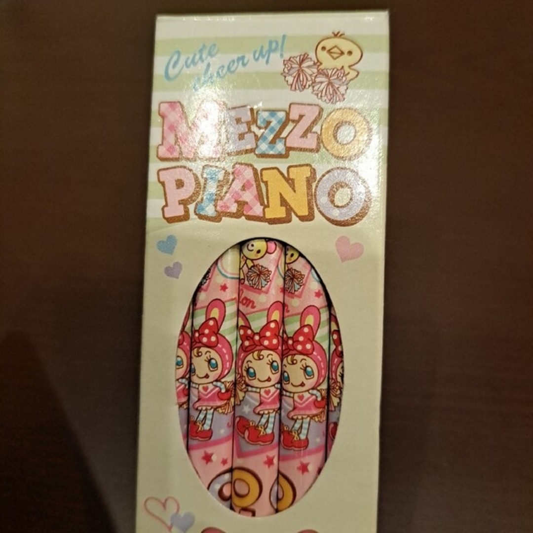 mezzo piano(メゾピアノ)のMezzo pianoかきかたえんぴつ三角2B5本セット エンタメ/ホビーのおもちゃ/ぬいぐるみ(キャラクターグッズ)の商品写真