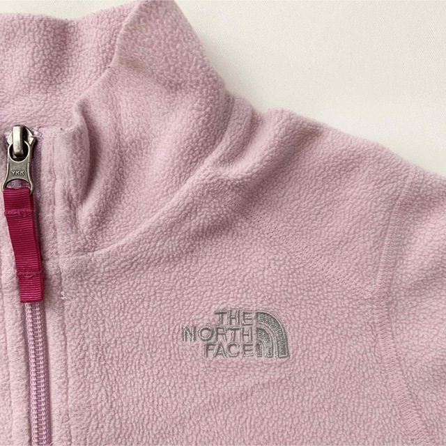 THE NORTH FACE(ザノースフェイス)のTHE NORTH FACE キッズフリース キッズ/ベビー/マタニティのキッズ服女の子用(90cm~)(ジャケット/上着)の商品写真