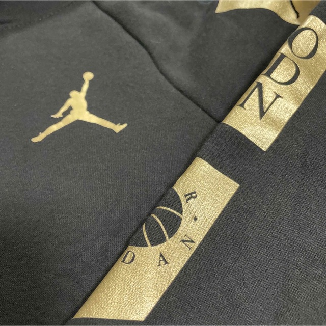Jordan Brand（NIKE）(ジョーダン)のジョーダン　キッズ　パーカー　118〜122 キッズ/ベビー/マタニティのキッズ服男の子用(90cm~)(Tシャツ/カットソー)の商品写真