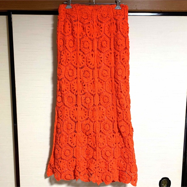ROSE BUD(ローズバッド)のROSE BUD かぎ針レーススカート　オレンジ　まとめ割あり レディースのスカート(ロングスカート)の商品写真