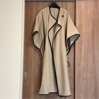 【即日発送可・美品】FRAY ID フレイアイディー ポンチョコート